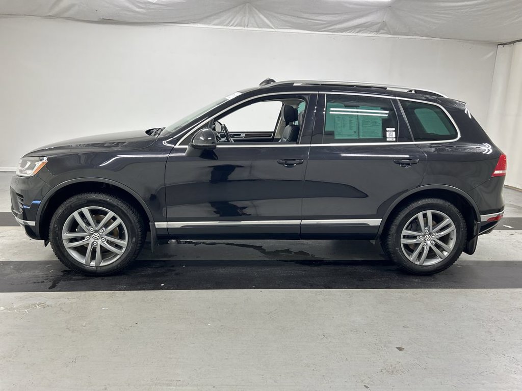 Used 2015 Volkswagen Touareg VR6 AWD/4WD image 6