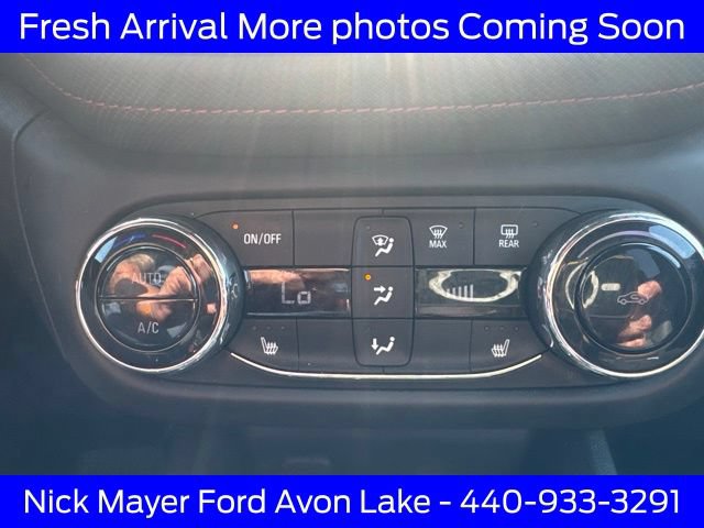 Used 2023 Chevrolet TrailBlazer RS w/ Convenience Package FWD image 16