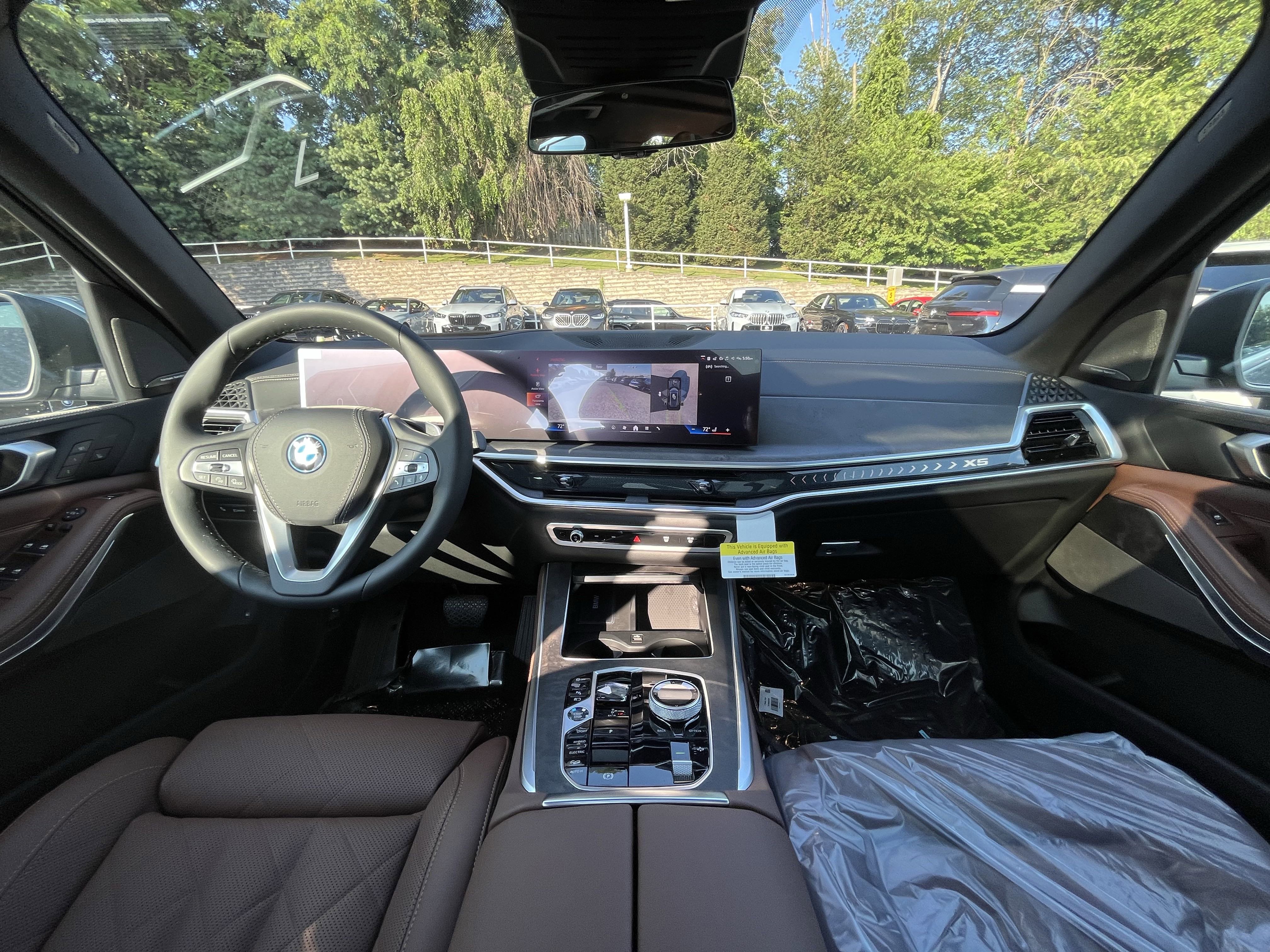 Used 2026 BMW X5 xDrive50e image 19