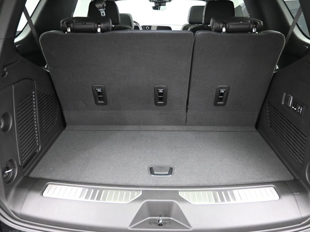 New 2026 Chevrolet Tahoe High Country image 11