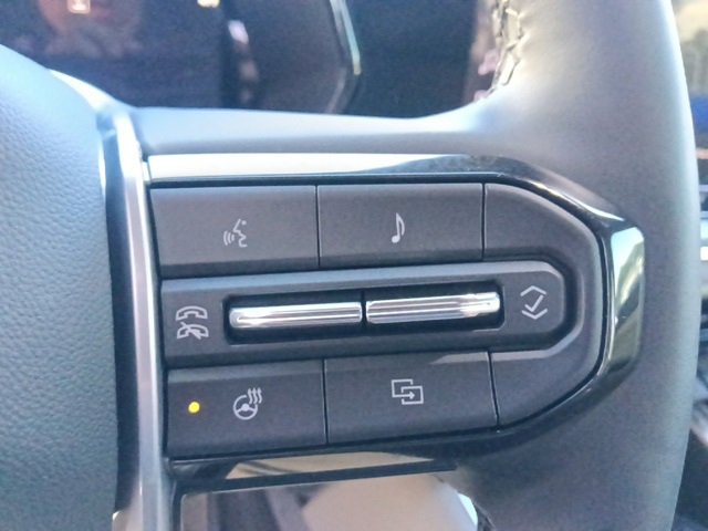 Used 2024 Chevrolet Colorado ZR2 w/ ZR2 Convenience Package III image 19