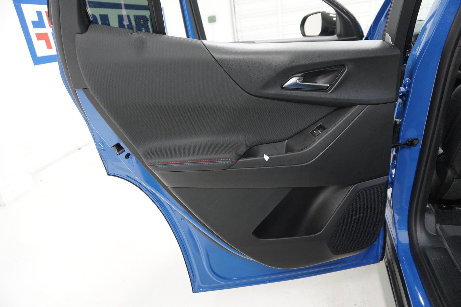 New 2026 Chevrolet Equinox RS w/ Convenience Package III image 31