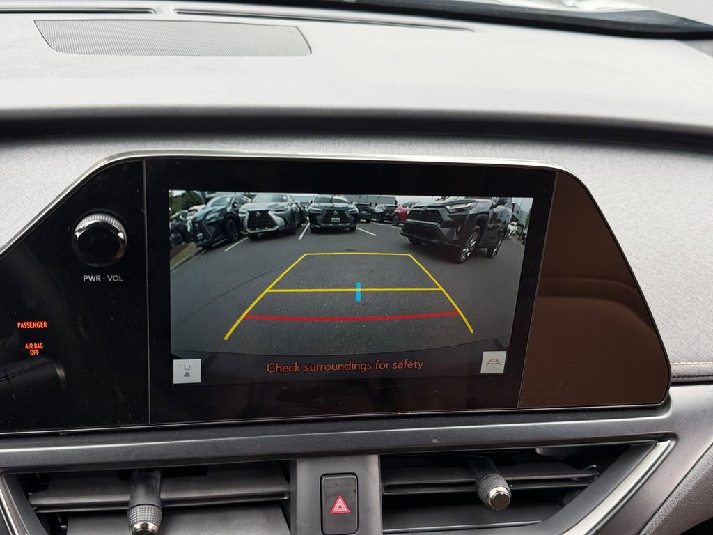 Certified 2025 Lexus UX 300h AWD w/ Accessory Package (Z1) image 22