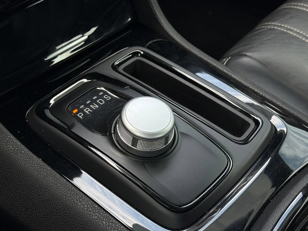 Used 2022 Chrysler 300 S RWD image 19