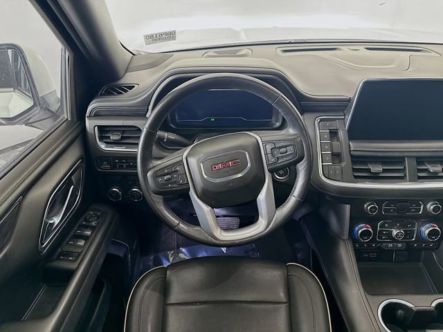 Used 2022 GMC Yukon XL SLT w/ SLT Premium Package image 27