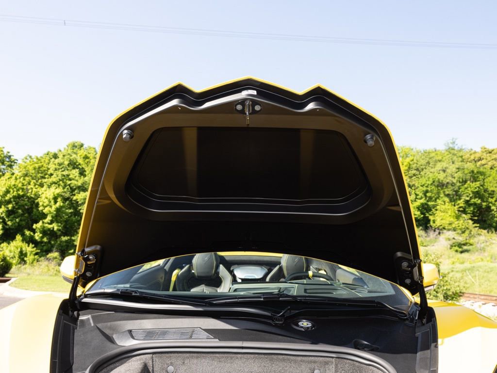 Used 2026 Chevrolet Corvette Stingray Premium Conv w/ Z51 Performance Package RWD image 70