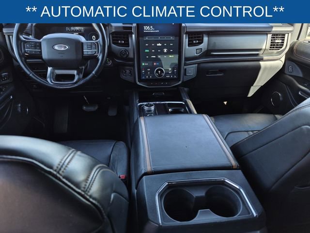 Used 2023 Ford Expedition Platinum image 32