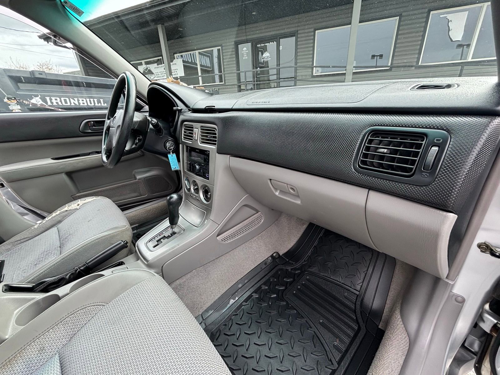 Used 2004 Subaru Forester 2.5X image 21