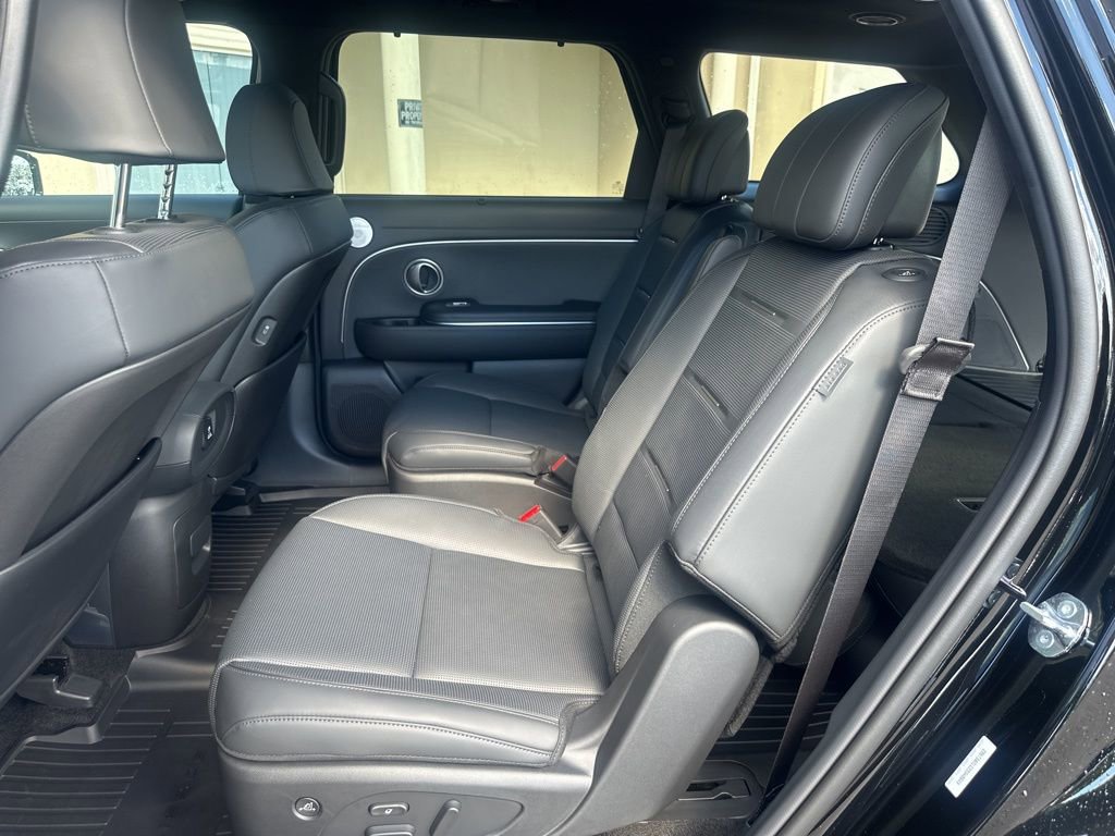 New 2026 Hyundai Palisade Calligraphy FWD image 15
