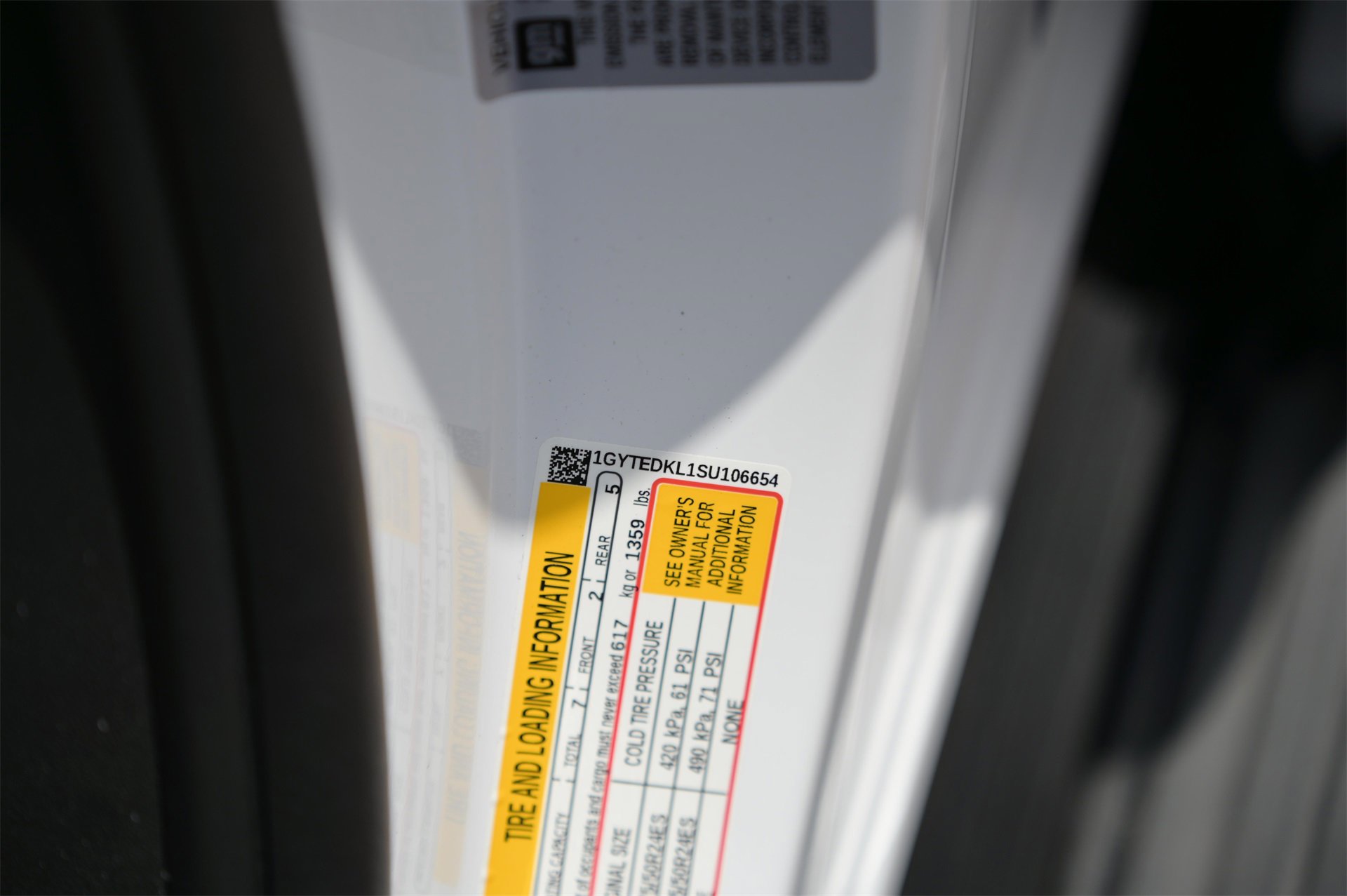 New 2025 Cadillac Escalade IQ Luxury 2 image 28