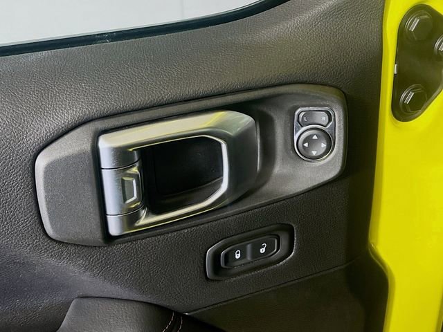 Used 2022 Jeep Wrangler Unlimited Rubicon w/ Trailer Tow Package image 12