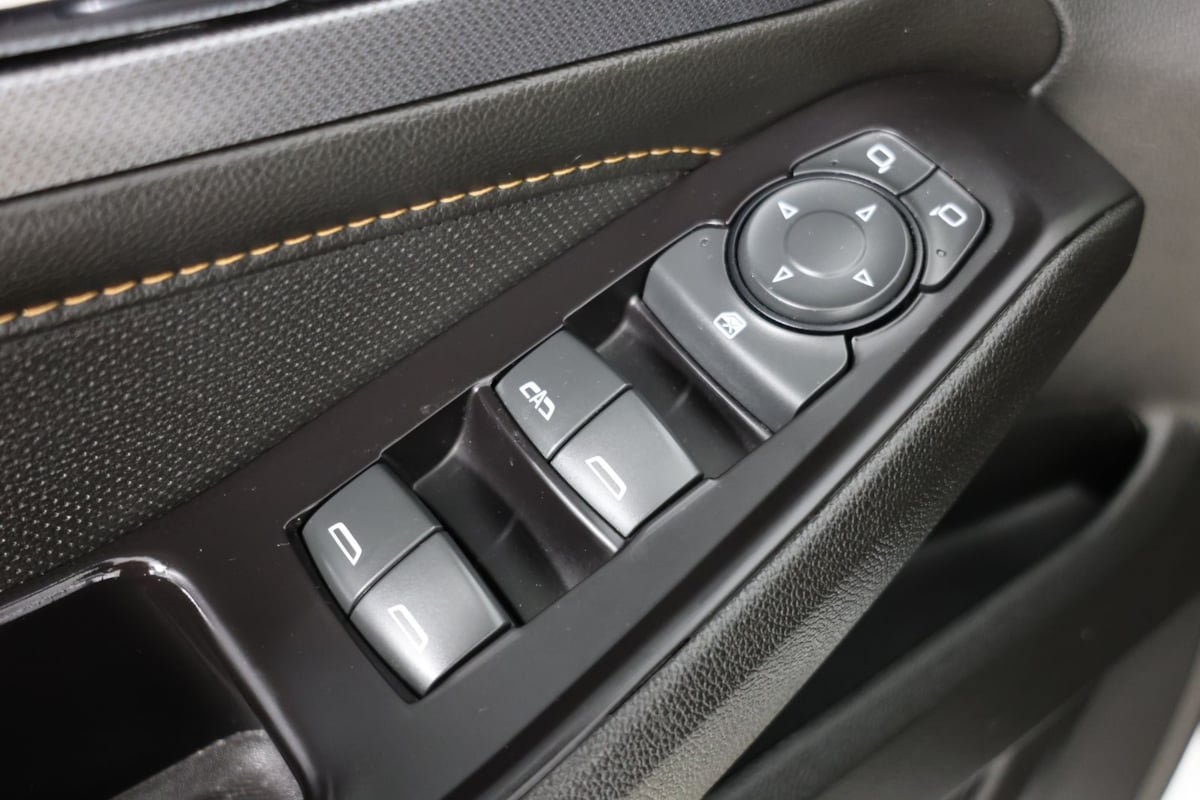 Used 2020 Chevrolet Traverse Premier w/ Redline Edition AWD/4WD image 24