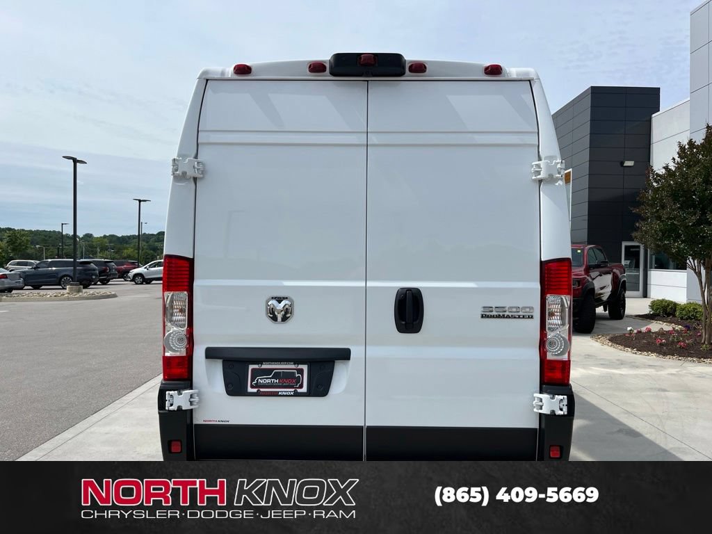 New 2026 RAM ProMaster 3500 w/ Quick Order Package 22G SLT FWD image 12