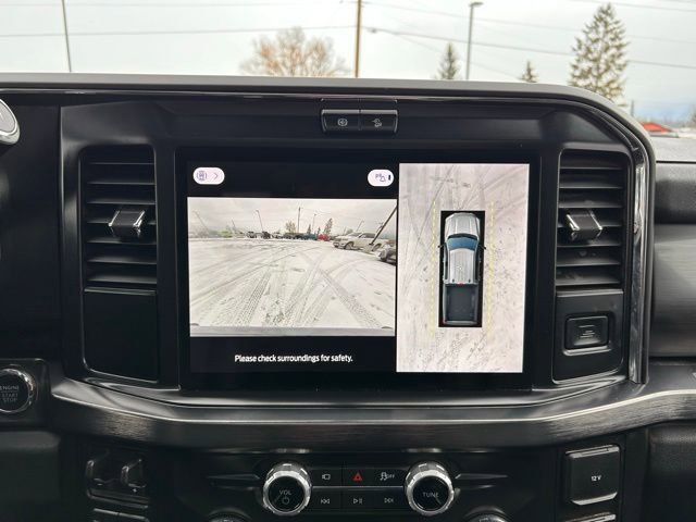 Used 2025 Ford F350 Lariat w/ Black Appearance Package image 21