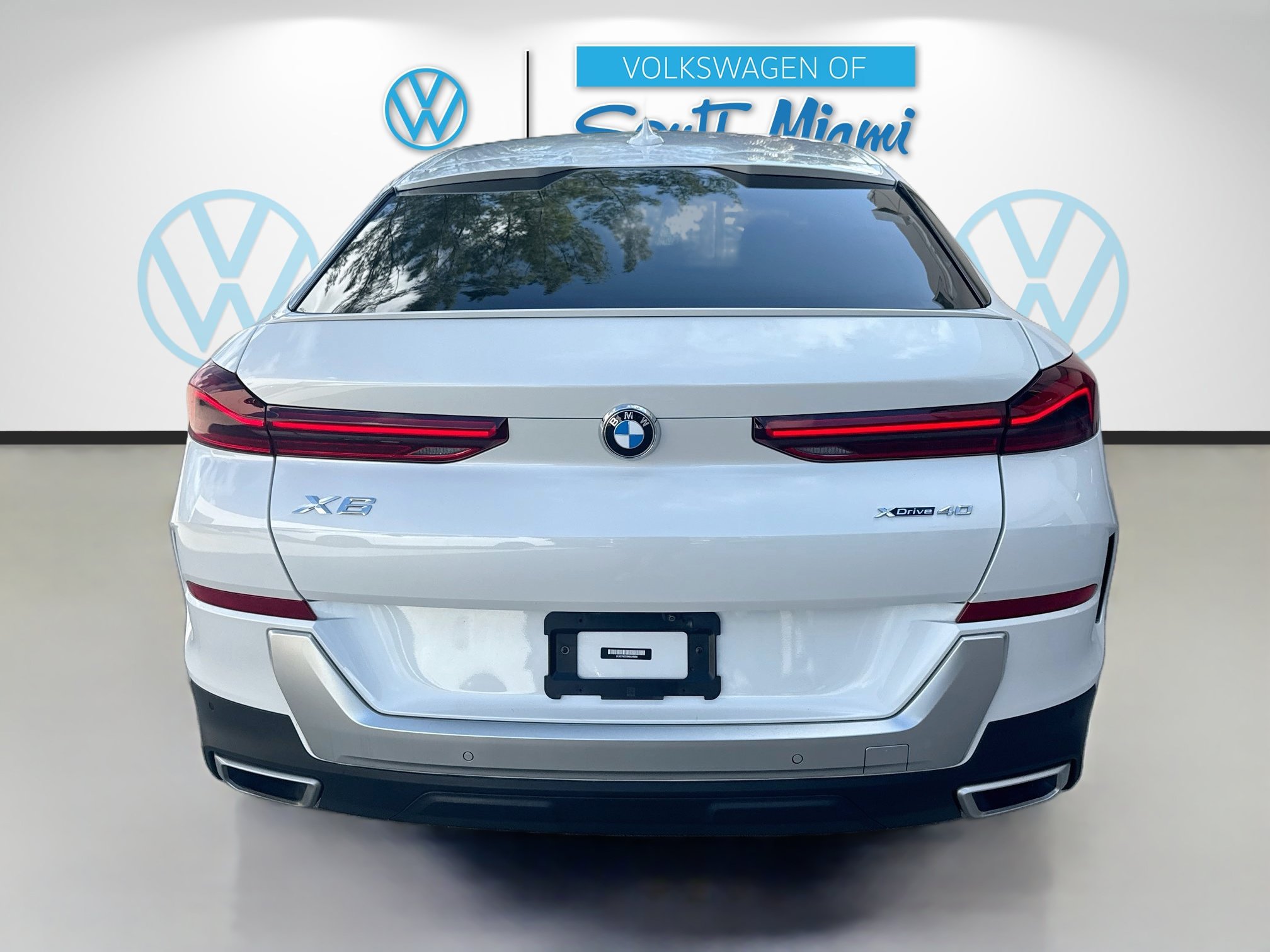 Used 2022 BMW X6 xDrive40i w/ Premium Package AWD/4WD image 6