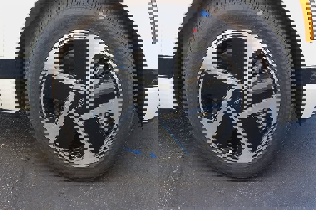 New 2026 Hyundai Ioniq 9 Calligraphy w/ Tow & Go Package image 11