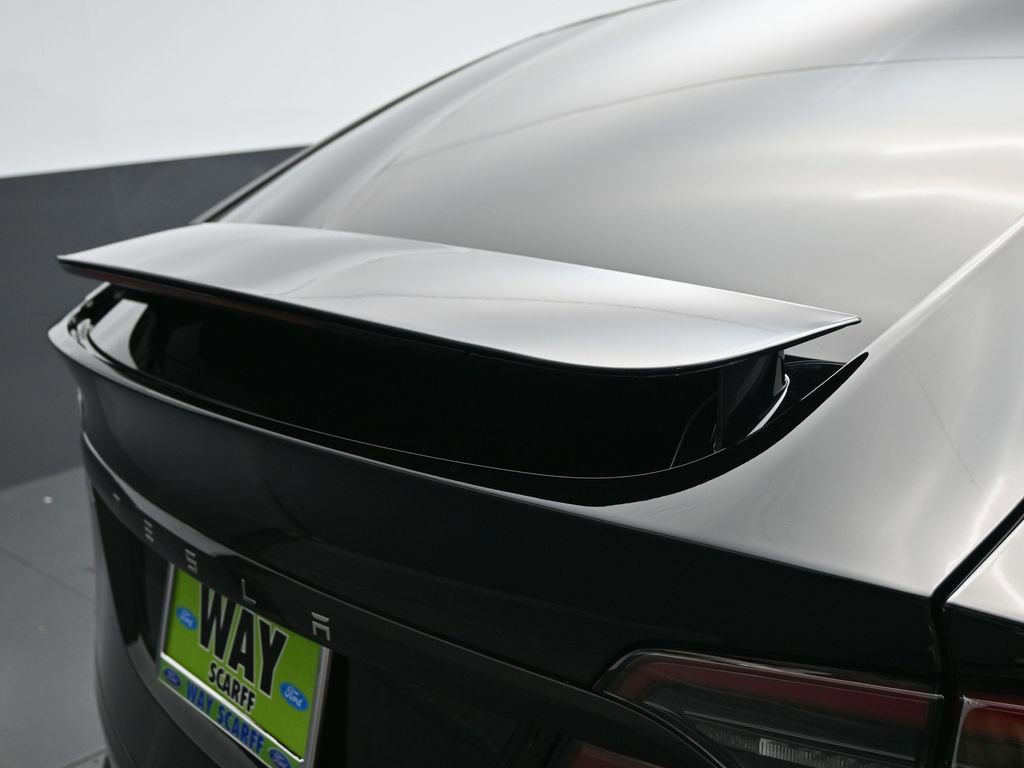 Used 2023 Tesla Model X Plaid image 9