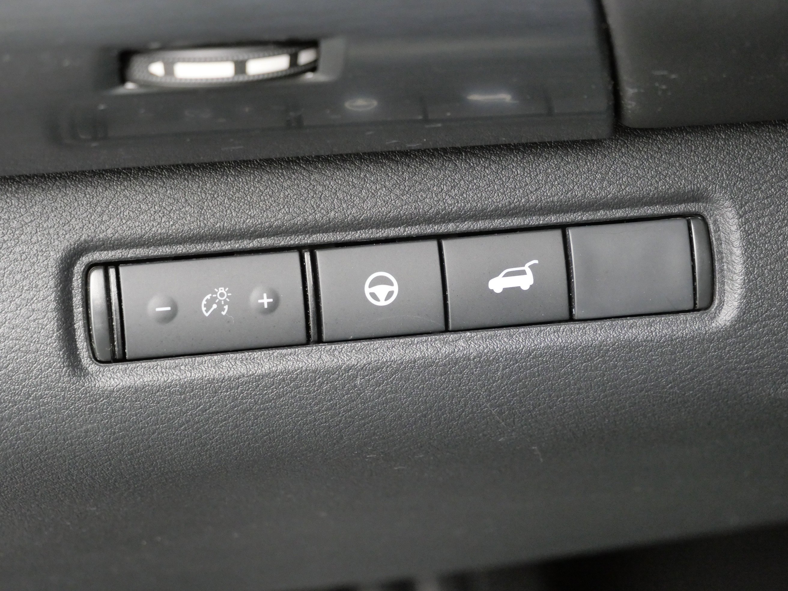 Used 2023 Nissan Pathfinder SL image 19