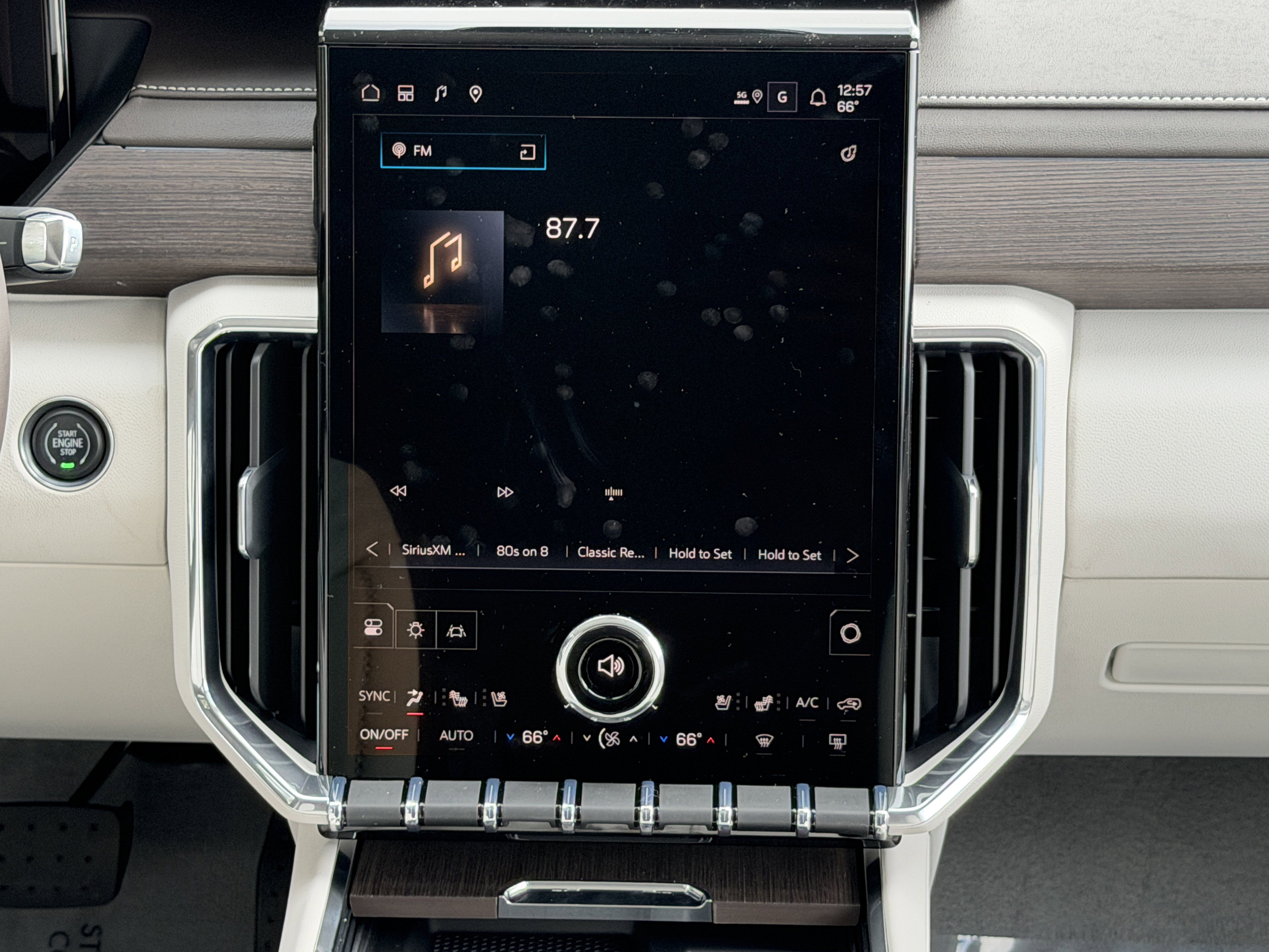 New 2026 GMC Acadia Denali w/ Super Cruise Package image 30