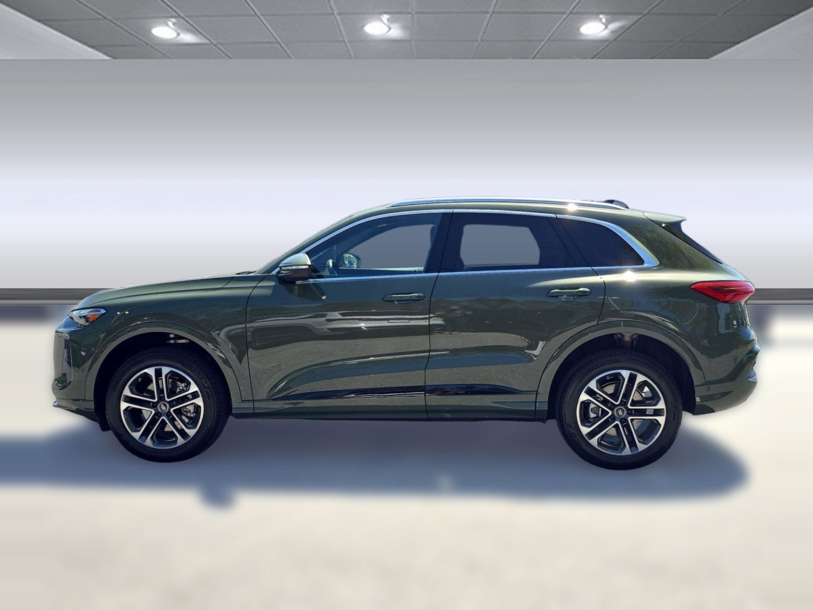 New 2026 Audi Q5 Premium AWD/4WD image 2