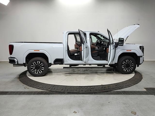 New 2026 GMC Sierra 2500 Denali Ultimate image 16