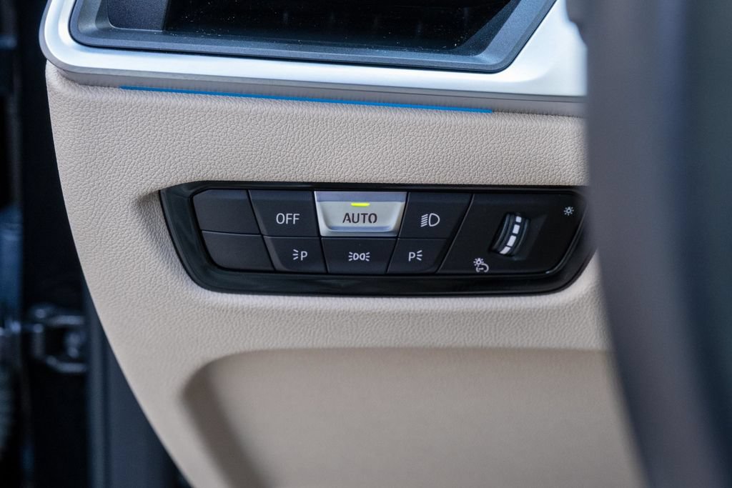 Used 2024 BMW i4 eDrive35 w/ Convenience Package RWD image 24