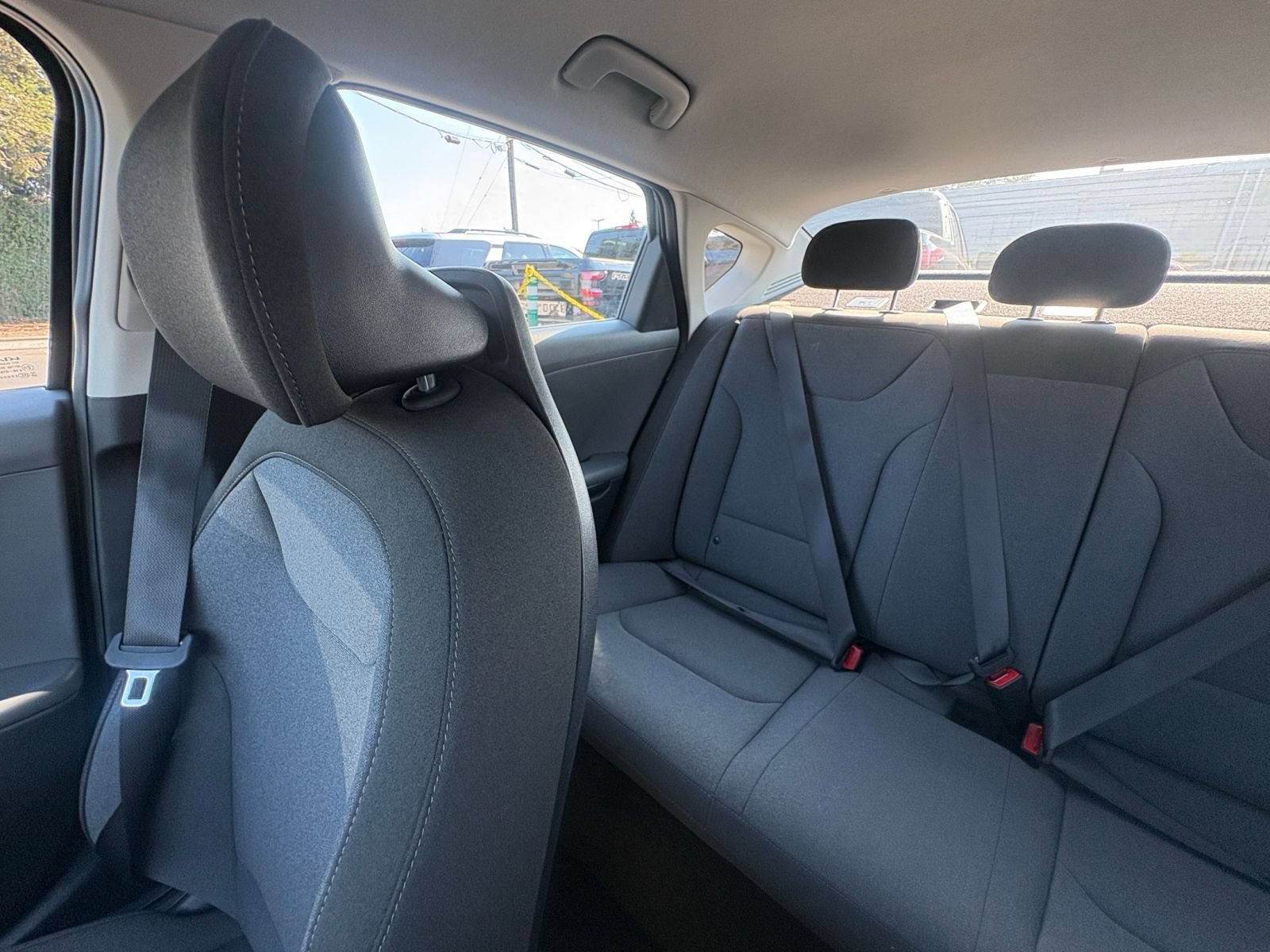 Used 2025 Kia K4 FWD image 39