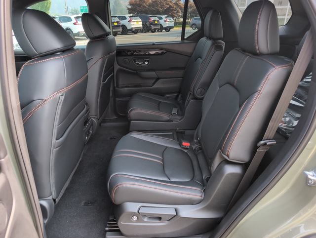 Used 2026 Honda Pilot TrailSport image 15
