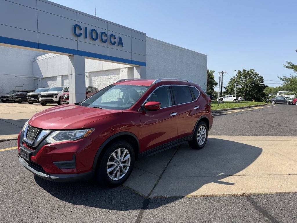 Used 2017 Nissan Rogue SV