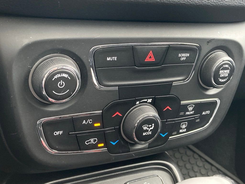 Used 2018 Jeep Compass Trailhawk w/ Navigation Group AWD/4WD image 22