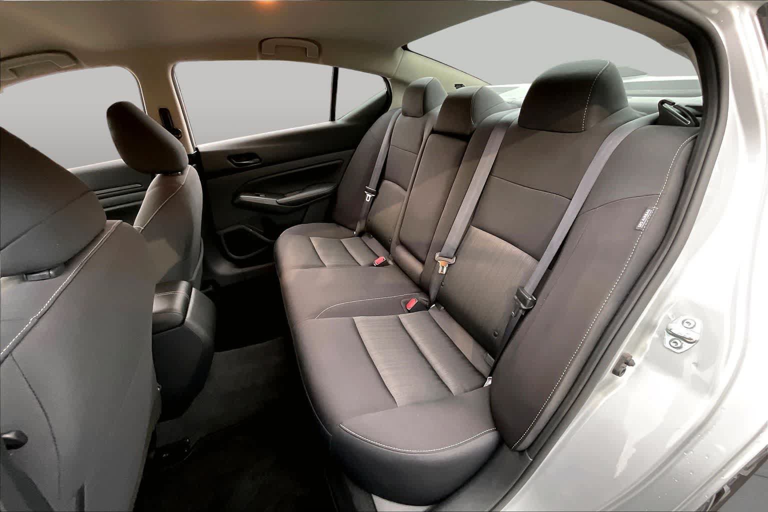 Used 2024 Nissan Altima 2.5 SV FWD image 20