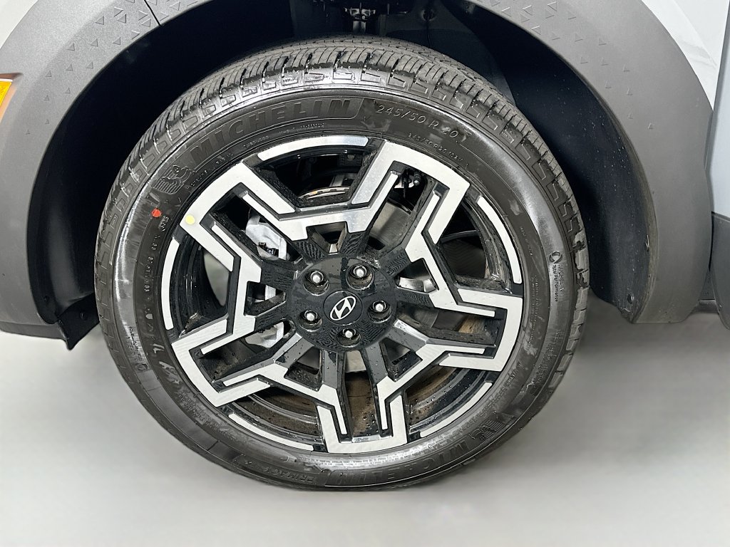 New 2026 Hyundai Santa Cruz Limited AWD/4WD image 23