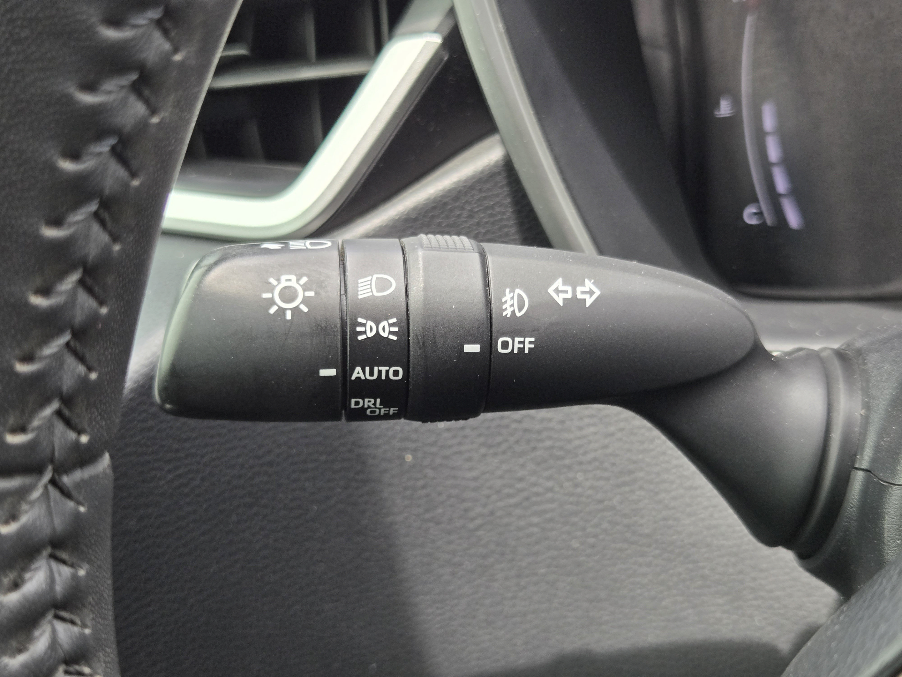 Used 2023 Toyota Corolla XSE FWD image 19