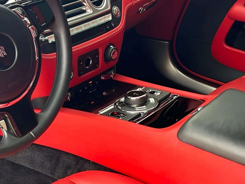 Used 2020 Rolls-Royce Dawn RWD image 7