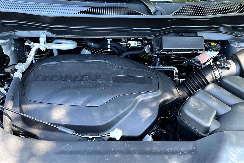 Used 2025 Honda Ridgeline Sport image 22