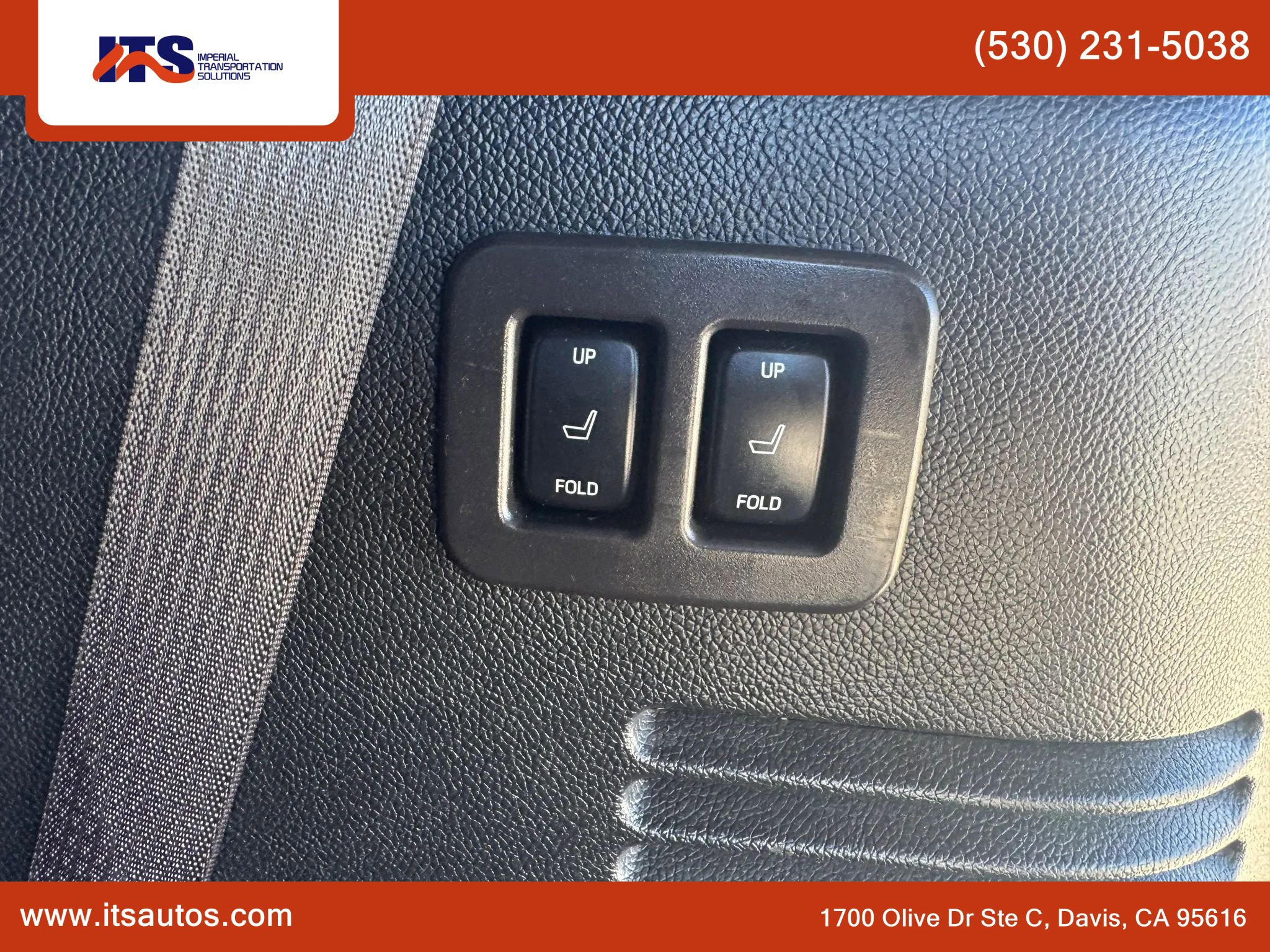 Used 2013 Lincoln Navigator 2WD w/ HD Trailer Tow Pkg image 21