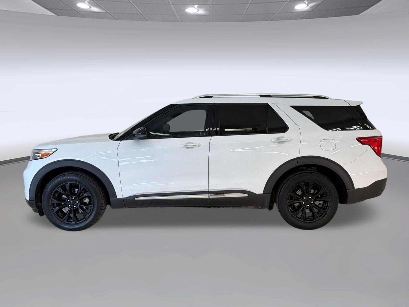 Used 2020 Ford Explorer Limited image 2