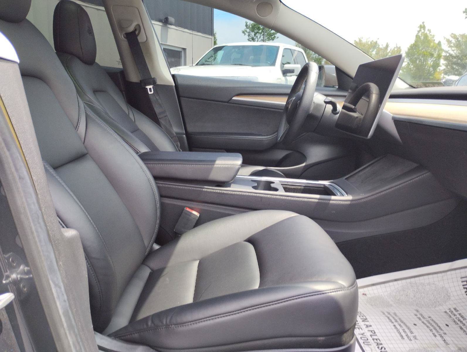 Used 2021 Tesla Model 3 Standard Range Plus RWD image 22