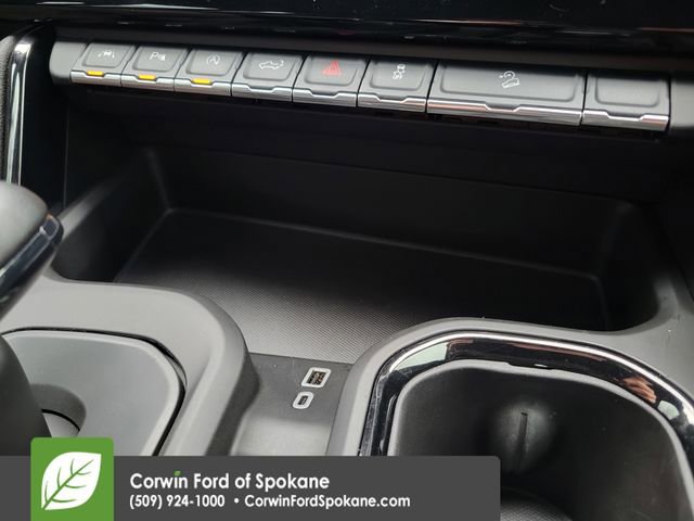 Used 2023 GMC Sierra 1500 AT4 image 34