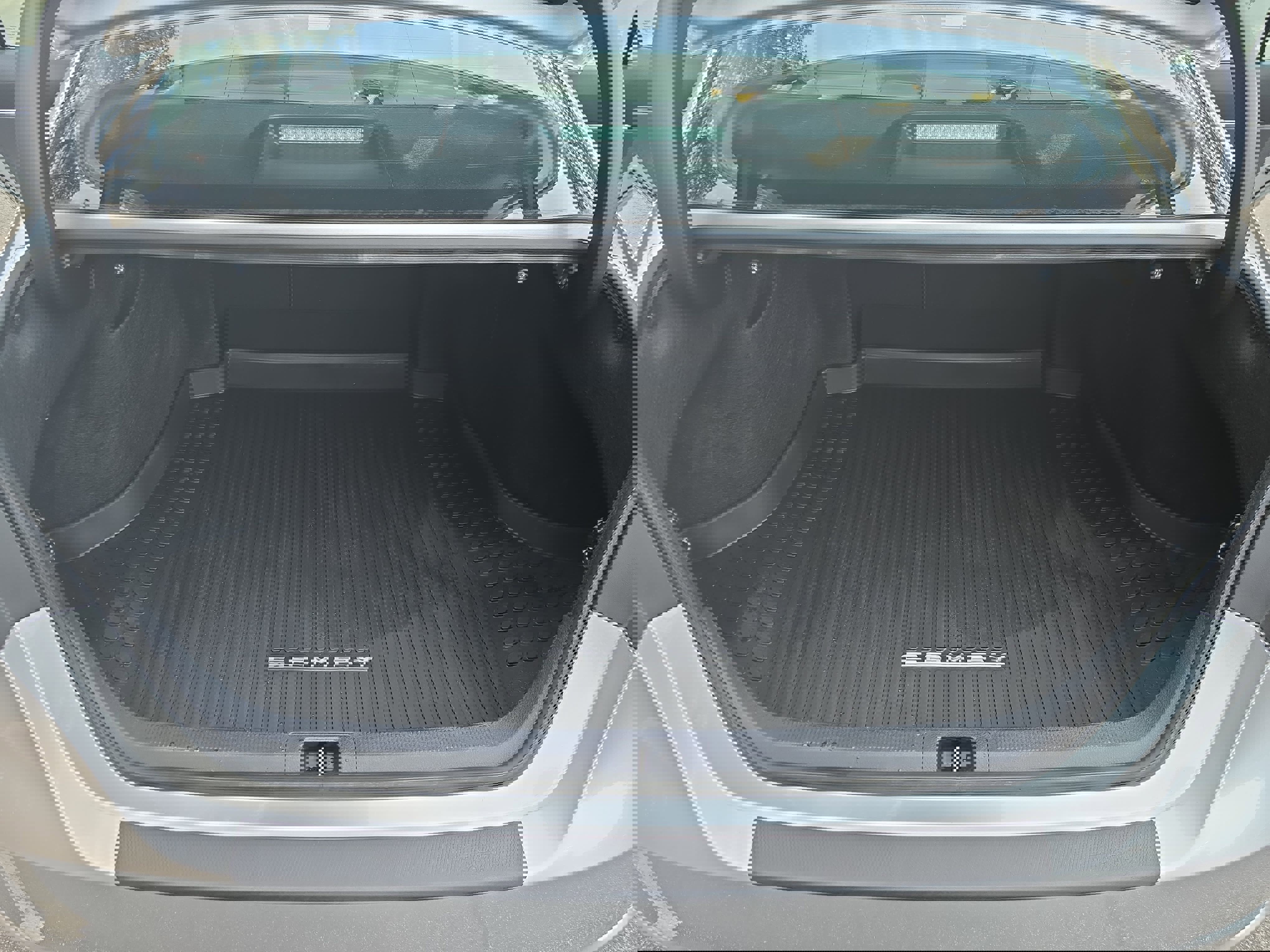 Used 2024 Toyota Camry SE image 12