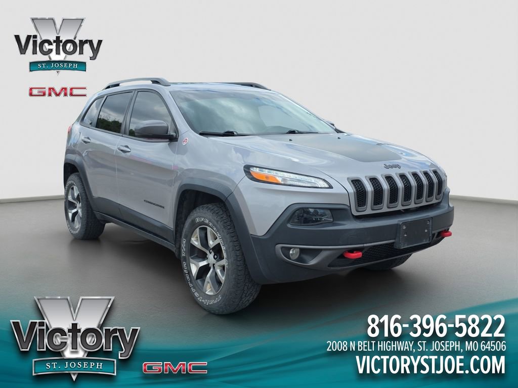 Used 2018 Jeep Cherokee Trailhawk w/ Comfort/Convenience Group AWD/4WD image 1