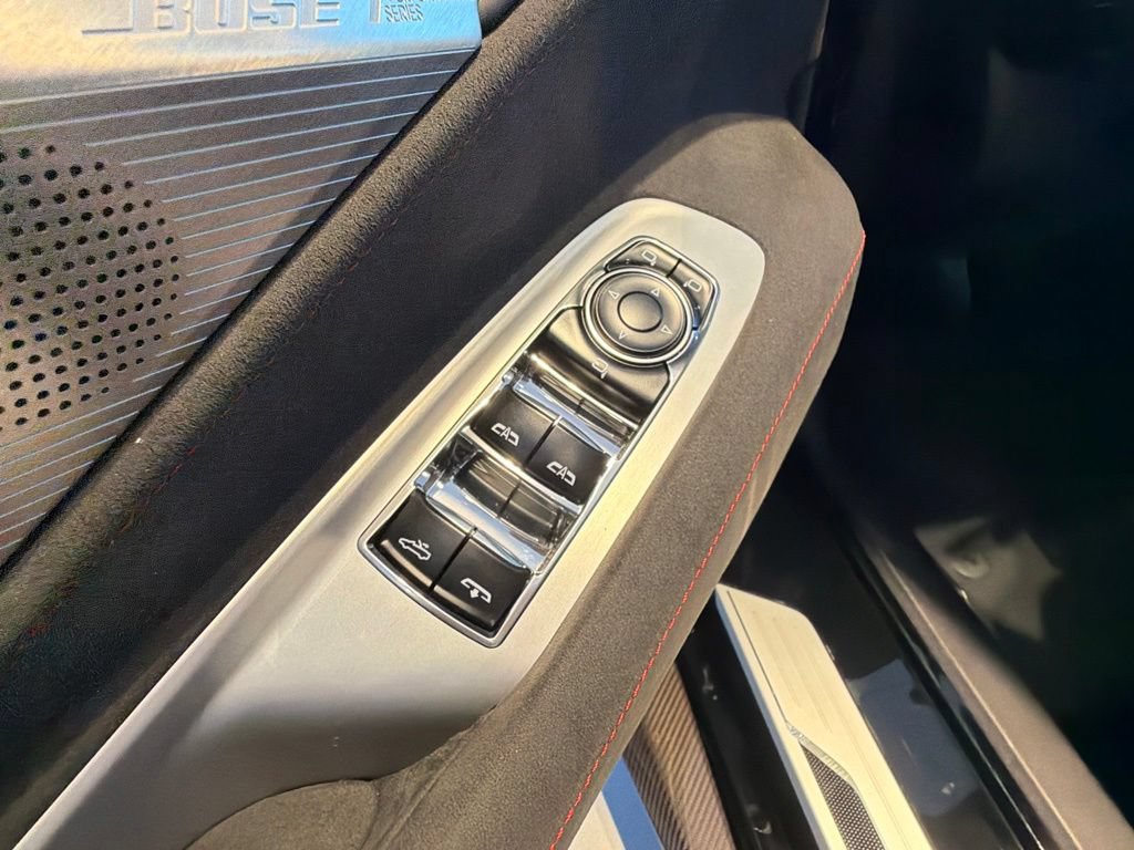 Used 2024 Chevrolet Corvette Z06 RWD image 13