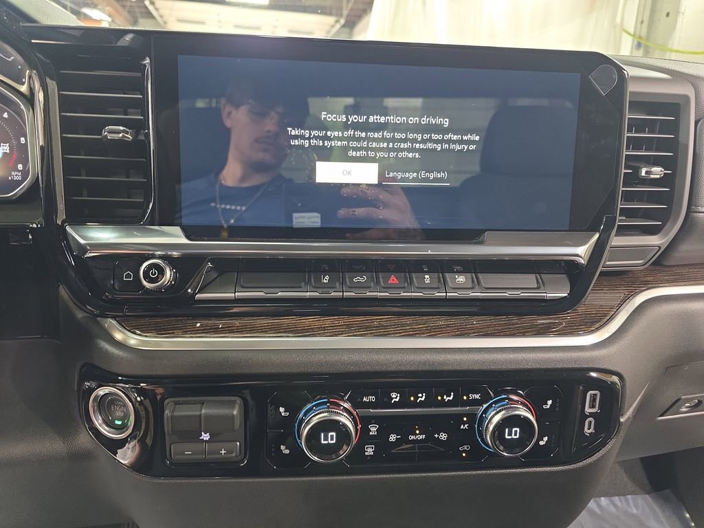 New 2026 GMC Sierra 2500 SLE AWD/4WD image 18