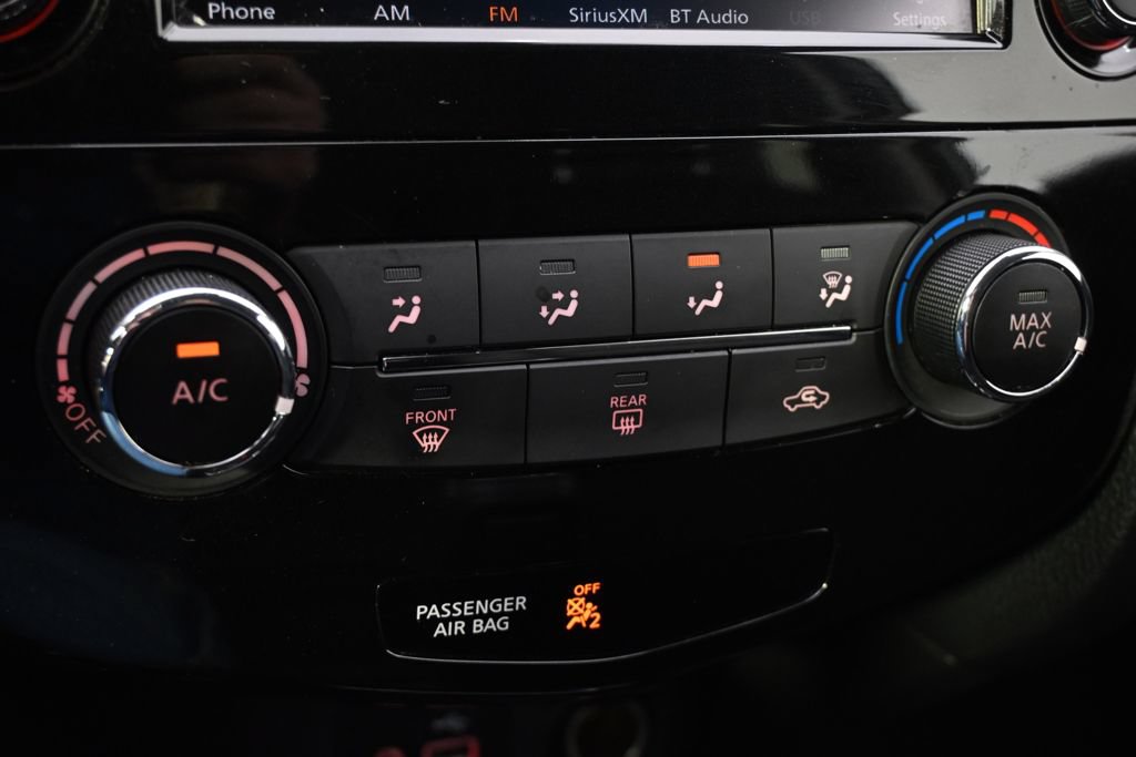 Used 2019 Nissan Rogue S AWD/4WD image 31