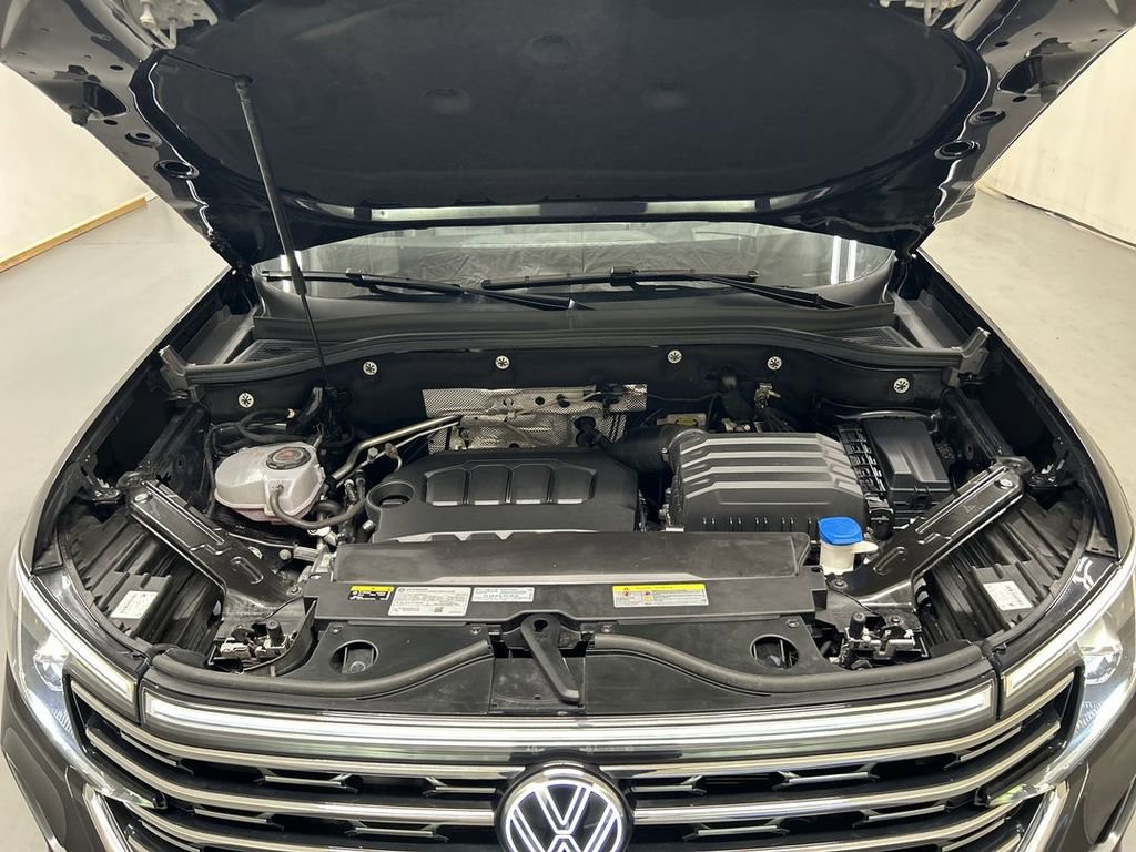 Certified 2024 Volkswagen Atlas SEL image 26