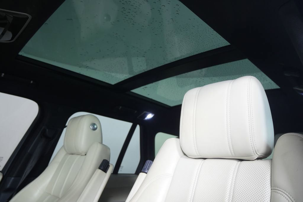 Used 2016 Land Rover Range Rover Supercharged image 10