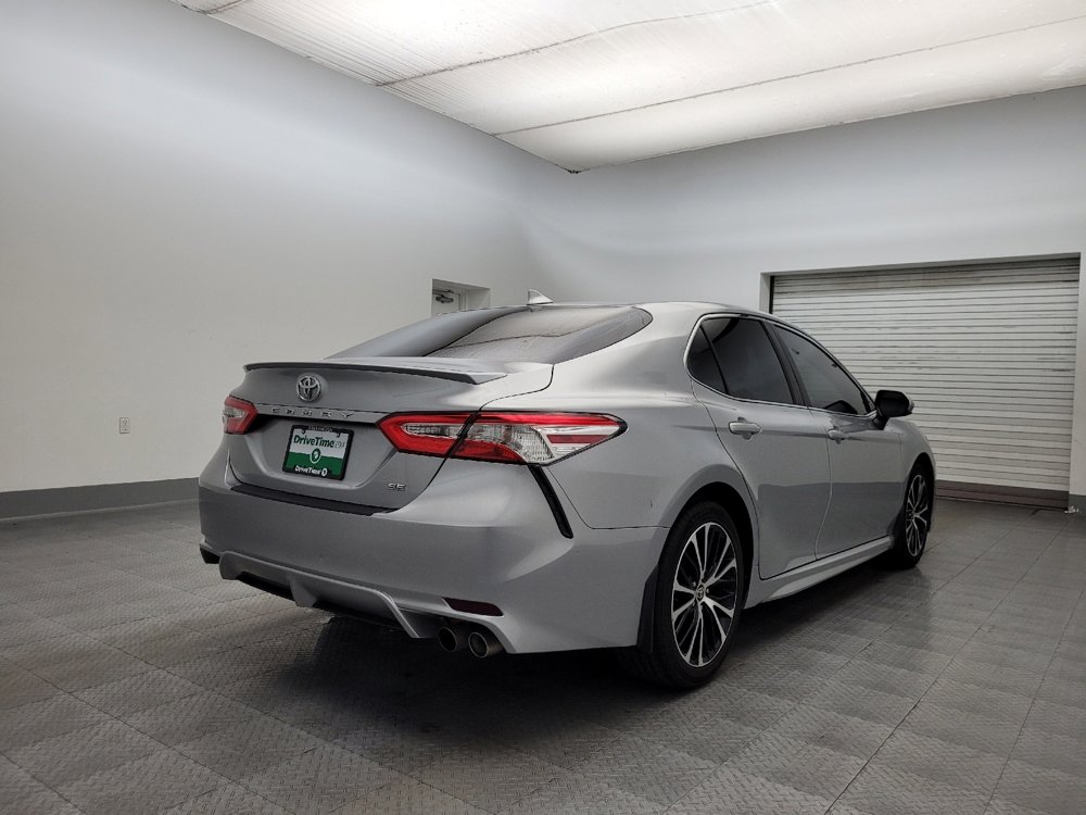 Used 2020 Toyota Camry SE image 9