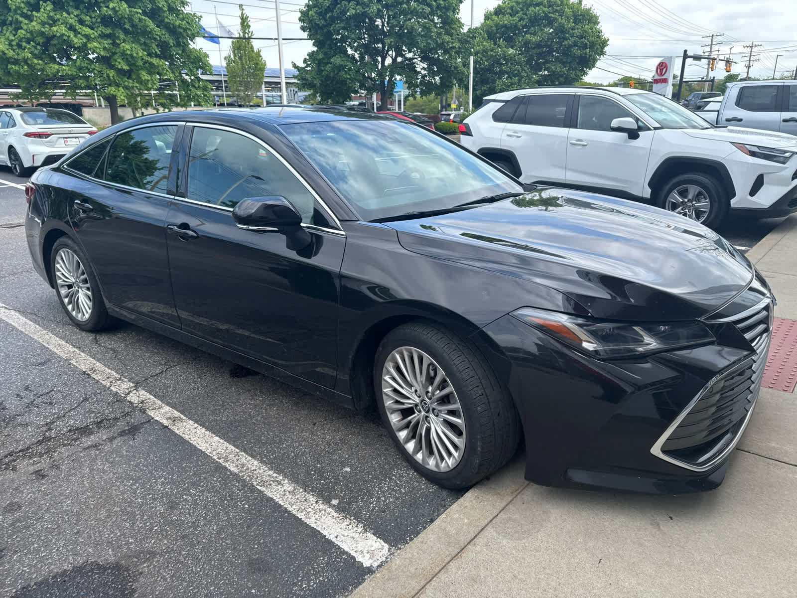 Used 2022 Toyota Avalon Limited w/ Advanced Safety Package