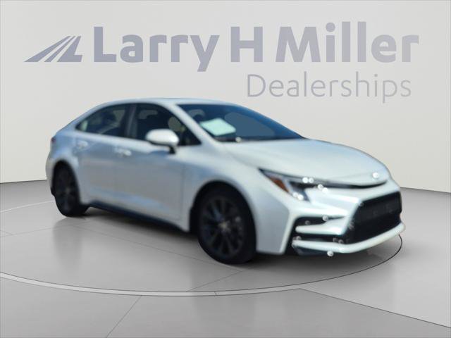 Certified 2025 Toyota Corolla XSE FWD image 7