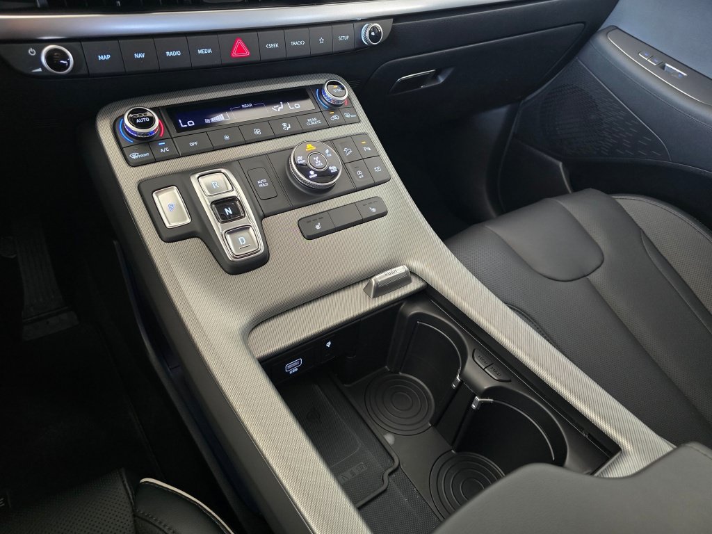 Used 2025 Hyundai Palisade SEL AWD/4WD image 30